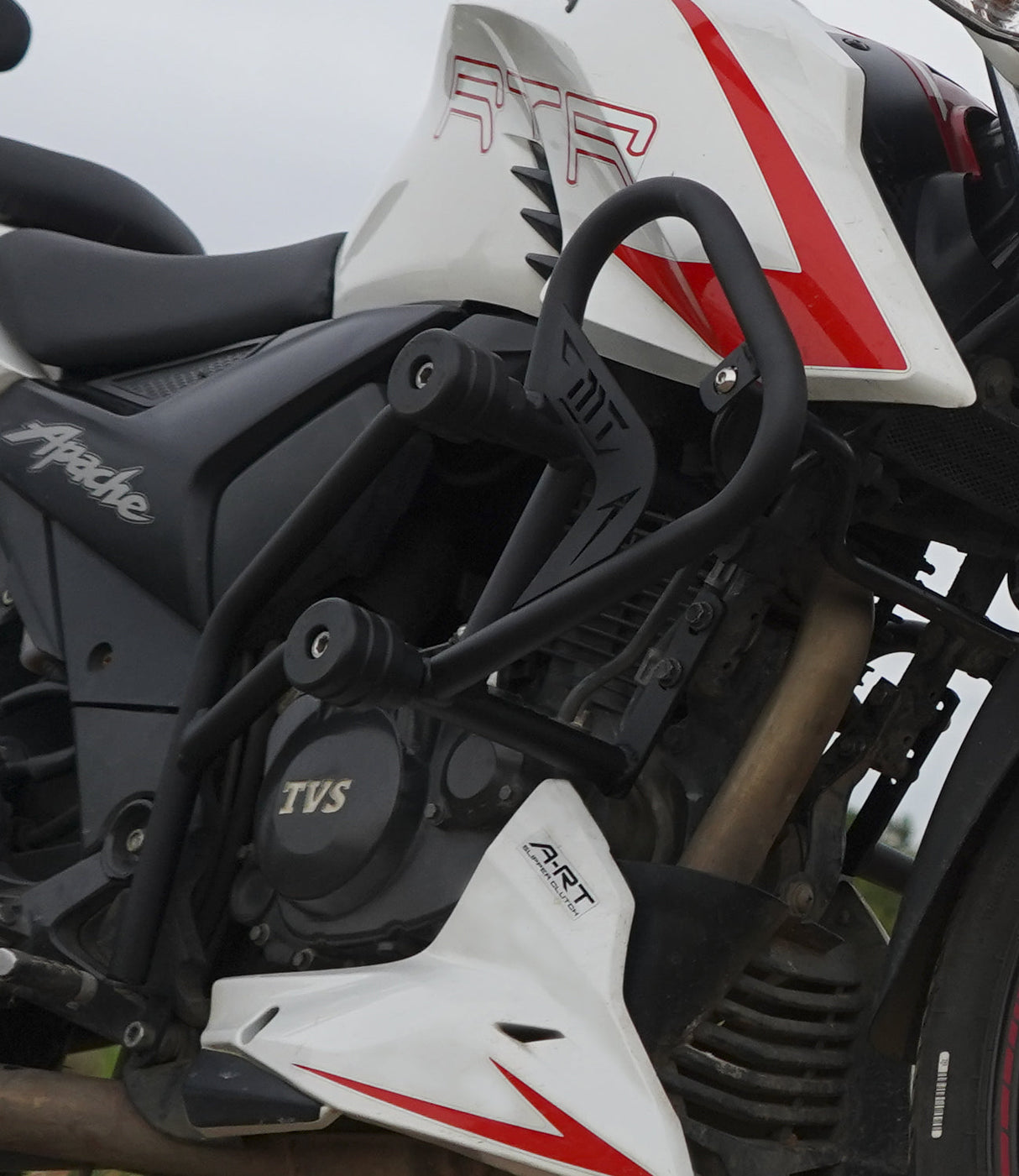 TVS APACHE RTR 200 4v CRASH GUARD